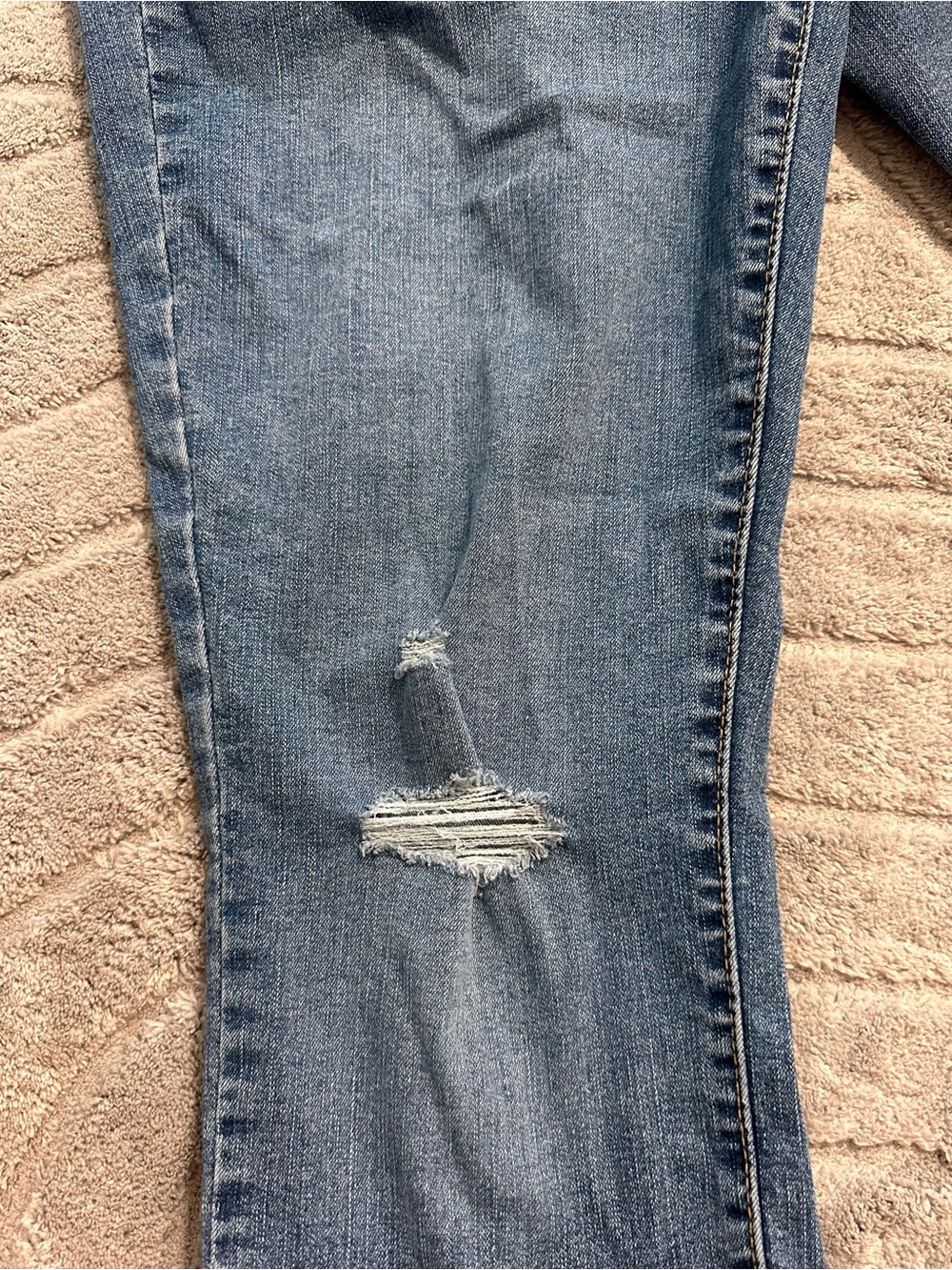Signature by Levi Strauss Blue Maternity Skinny Jeans with Navy Waist Panel - Picture 7 of 8